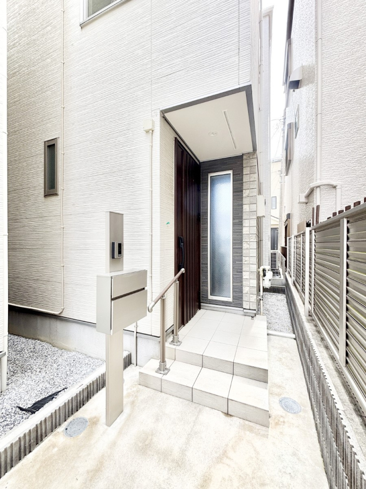 ���� �V���v���ŗ������������͋C�̌��ւł��Ƒ��₨�q�l�����o�}���I