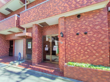 �G���g�����X -