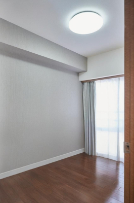 �Q�� �؂̉����肪�₳�����t���[�����O�͈��炬�������炷�Z��ԁ@