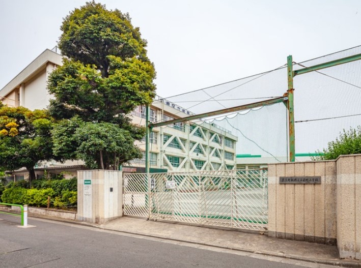 ���ӊ� ���w�Z 700m ���旧�O�쏬�w�Z