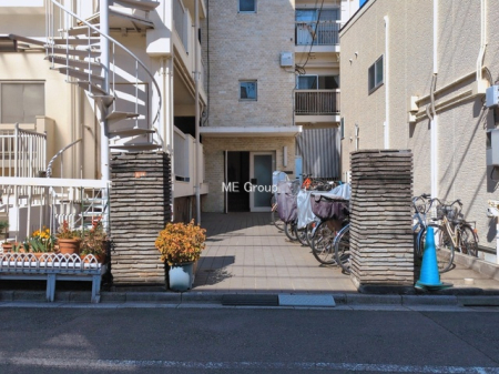 �G���g�����X -