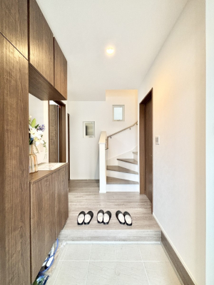 ���� ���邢���ւ͂��q�l�����o�}������̂ɂ҂�����ł��I 