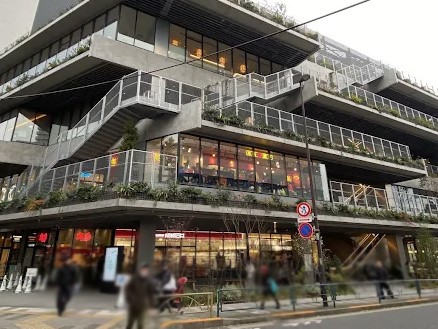 ���ӊ� �V���b�s���O�Z���^�[ 700m ���p�[�N�N�H�[�^�[