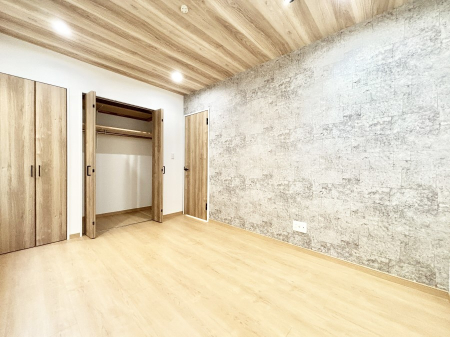 ���̑����� ���[���[�����Ă���̂ŁA���Z�X�y�[�X���L���g���܂��B 