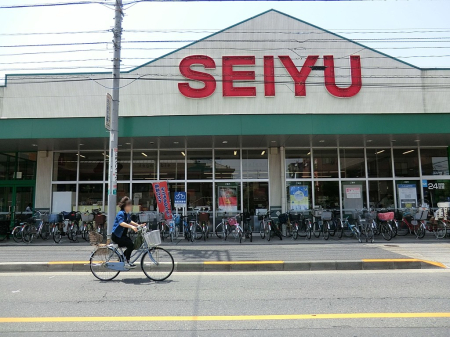 ���ӊ� �X�[�p�[ 700m ���F���������X