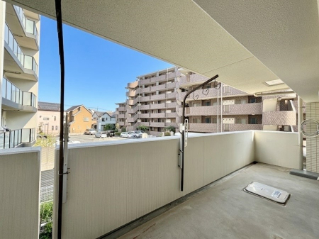 �o���R�j�[ �������o���R�j�[�I��������̐��󕨂������܂��B