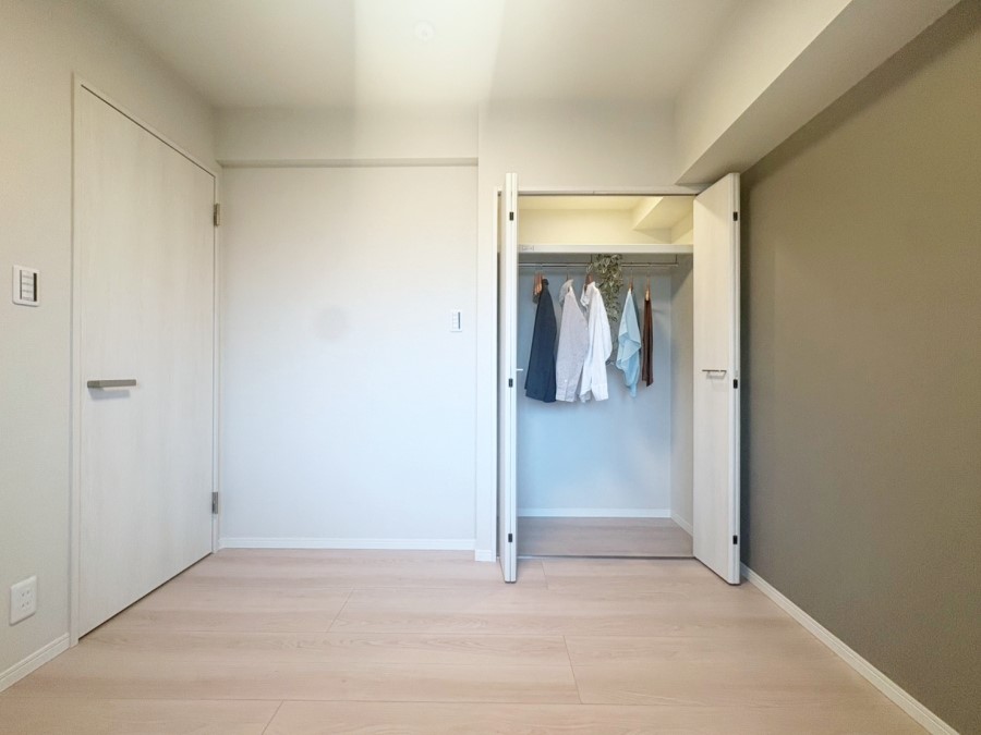 ���[ �m���N���[�[�b�g�B���s��������̂Ō���̈ߗނ�����������[�ł��܂��B