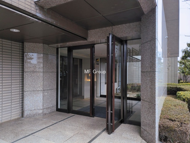 �G���g�����X -