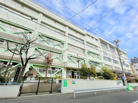 ���ӊ� ���w�Z 1700m �n�c�旧�{�����w�Z