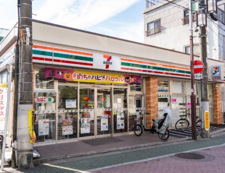 ���ӊ� �R���r�j 200m �Z�u��-�C���u�� �����֌��Q���ړX