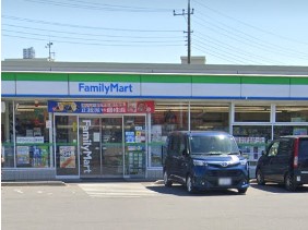 ���ӊ� �R���r�j 700m �t�@�~���[�}�[�g ��z���q�X