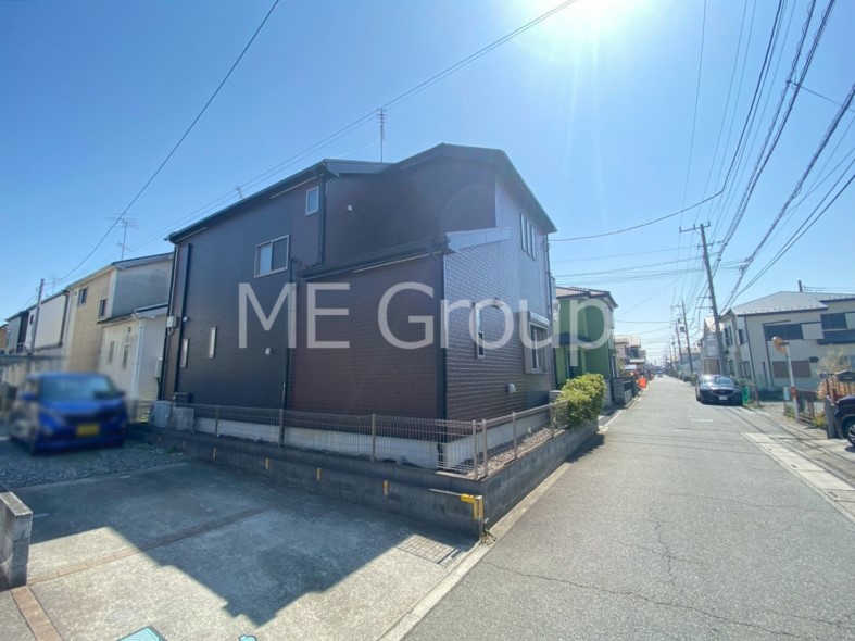 ���n�O�ώʐ^ �������ꂽ�O�ρA�㎿�ȏZ��Ԃ��L���鎺���͉i�����S���ĉ߂�����Z���ł��B 