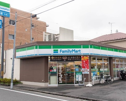 ���ӊ� �R���r�j 210m �t�@�~���[�}�[�g �֒��M�\�ʂ�X