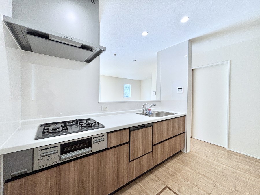 �L�b�`�� �L�X�Ƃ����g������̗ǂ��L�b�`���œ��X�̂��������y�����Ȃ肻��