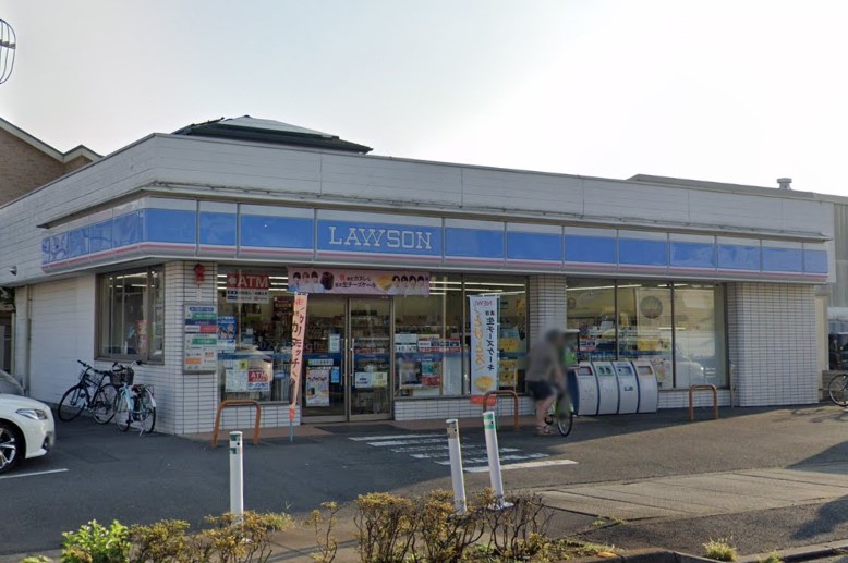 ���ӊ� �R���r�j 220m ���[�\������Ԉ�l���ړX