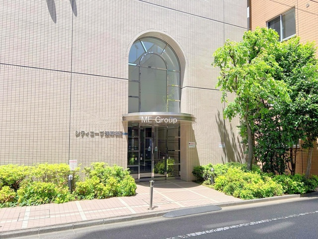 �G���g�����X -