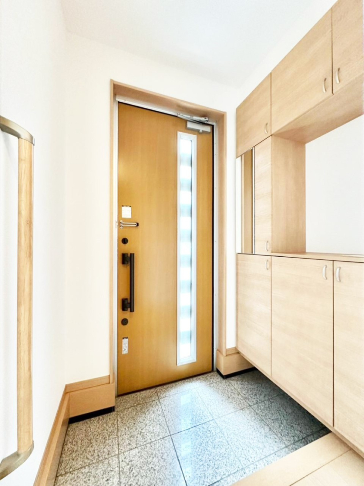 ���� ���邢���ւ͂��q�l�����o�}������̂ɂ҂�����ł��I 