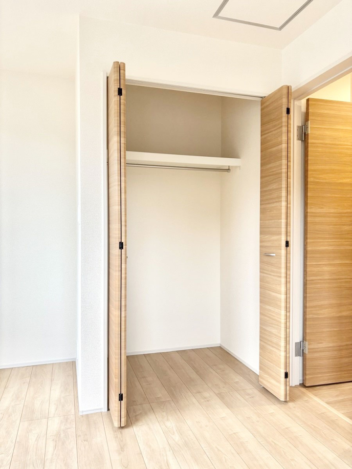 ���[ �����Ղ�̎��[�X�y�[�X�ŉ��K�ɕ�点���� 