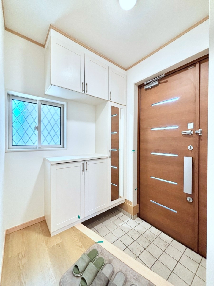 ���� ����I�𗘗p���āA���z�������������q�l�������ĂȂ��ł��܂��B