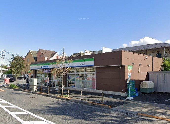 ���ӊ� �R���r�j 500m �t�@�~���[�}�[�g ��������X