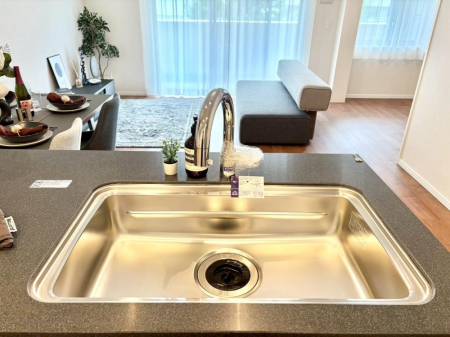 ���̑����� �򐅊��̌^�̃L�b�`���Ő􂢕��p�E�����p�Ɛ؂�ւ��ȒP