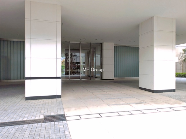 �G���g�����X -