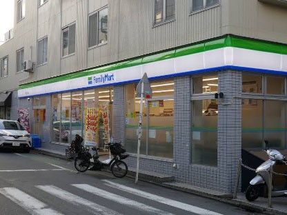 ���ӊ� �R���r�j 350m �t�@�~���[�}�[�g �r�K�񒚖ړX