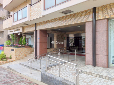 �G���g�����X -