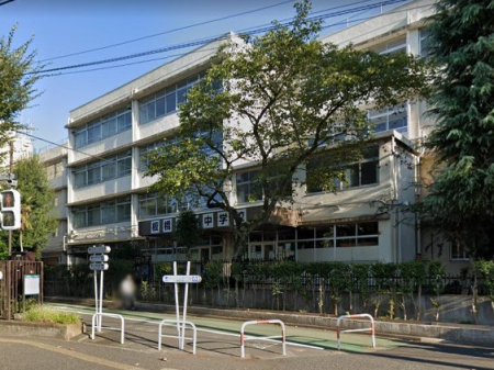 ���ӊ� ���w�Z 80m ���旧����ꒆ�w�Z