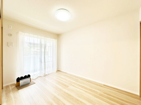 ���̑����� �o���R�j�[���J�������v���X���Ă����m��