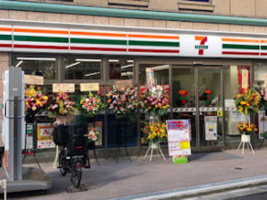 ���ӊ� �R���r�j 200m �Z�u��-�C���u�� ����w�r�k�t�ʂ�X