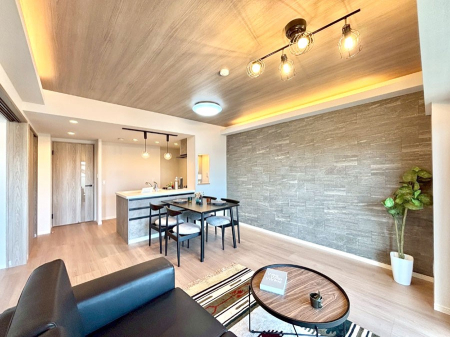 ���r���O �������������͋C�̂k�c�j�͉Ƒ��݂�Ȃ̉��K���