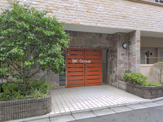 �G���g�����X -