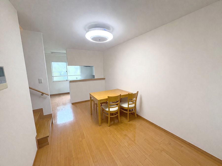 ���r���O �Ƒ��c���̎��Ԃ����������Ȃ��났�̃��r���O�_�C�j���O�B   