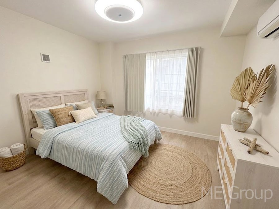 ���̑����� �u�₩�ȓ��������������S�̂�D������ݍ���ł���܂��@���Ƌ��CG�ł�