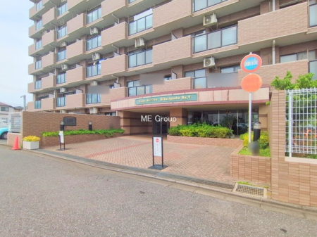 �G���g�����X -