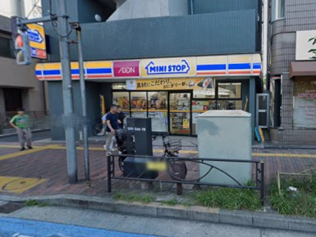 ���ӊ� �R���r�j 200m �~�j�X�g�b�v 䪉גJ�X