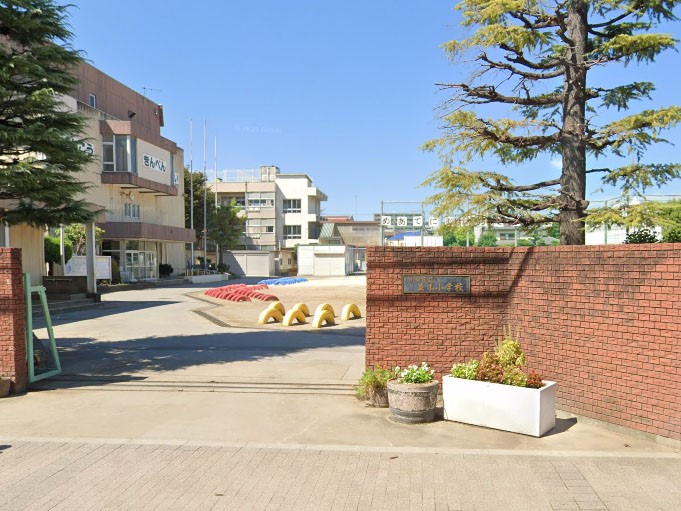 ���ӊ� ���w�Z 900m ����s�����؏��w�Z