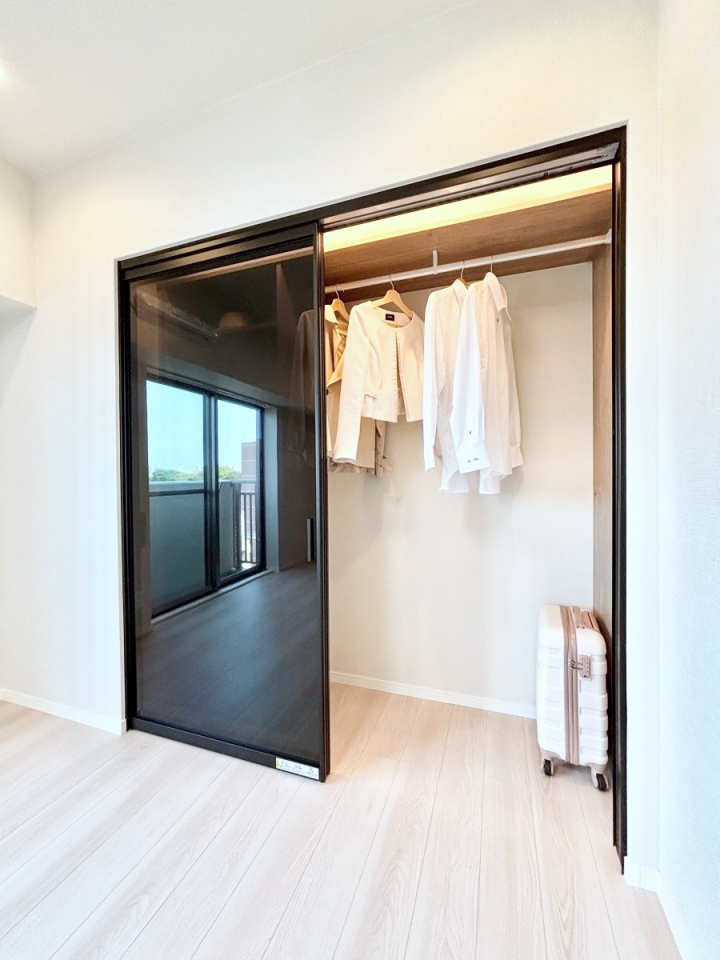 ���[ �m���N���[�[�b�g�B���s��������̂Ō���̈ߗނ�����������[�ł��܂��B