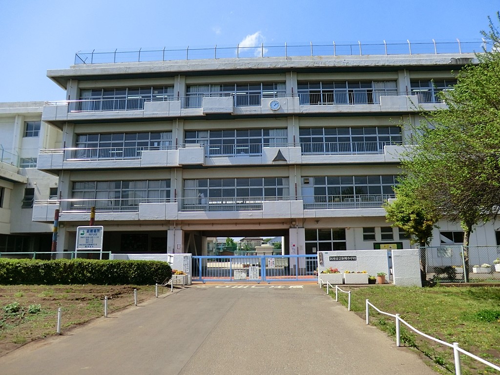 ���ӊ� ���w�Z 220m �V���s���V�x���w�Z