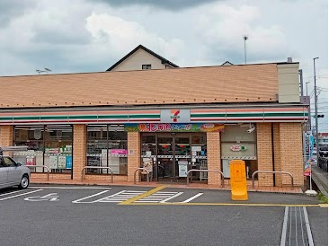 ���ӊ� �R���r�j 200m �Z�u��-�C���u�� ��z�z�K���X