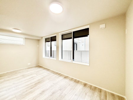 �q������ ������̂₳���������S�n�悢�v���C�x�[�g���[��