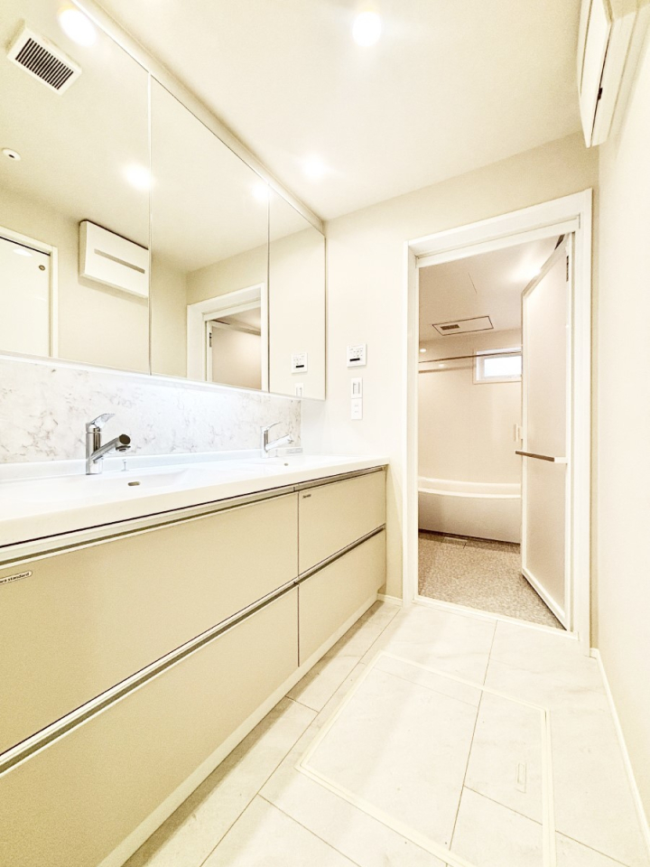 ���̑� ������������ʉ��ώ��Œ��̐g�x�x�����K