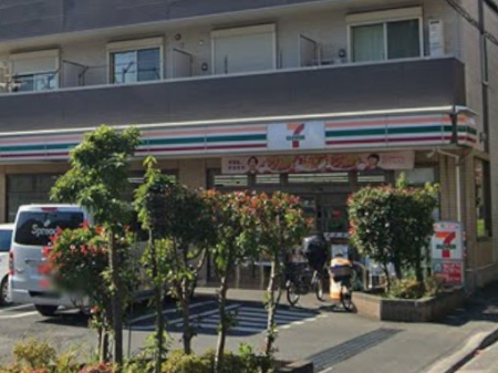 ���ӊ� �R���r�j 200m �Z�u���C���u�� ���@���R���ړX