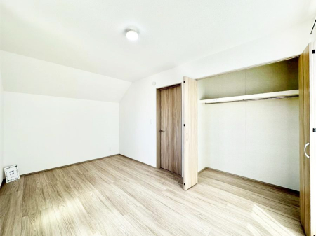 ���̑����� ���[���[�����Ă���̂ŁA���Z�X�y�[�X���L���g���܂��B 