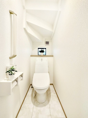 �g�C�� �������̂��锒����Ƃ���������������