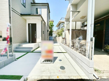  �ڂ̑O�����ԏꂾ�ƉJ�̓�����ʂɂ������������������֗��ł���