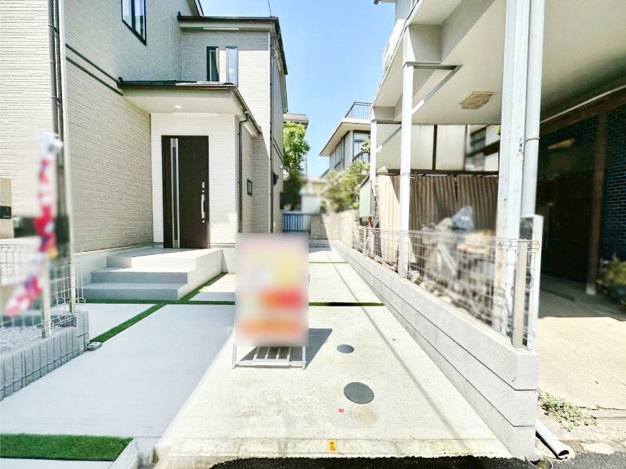  �ڂ̑O�����ԏꂾ�ƉJ�̓�����ʂɂ������������������֗��ł���