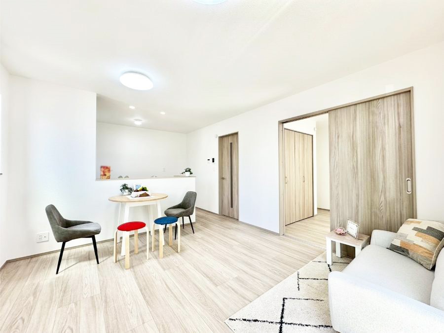 ���r���O �������������͋C�̂k�c�j�͉Ƒ��݂�Ȃ̉��K���