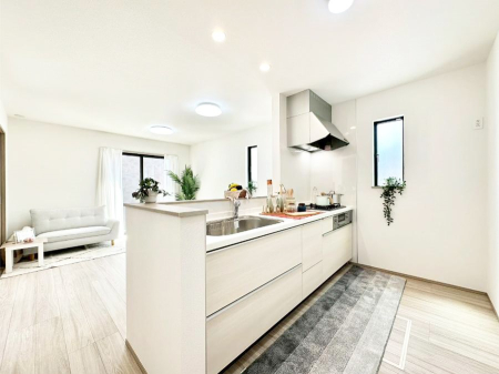 �L�b�`�� �J�E���^�[�z���ɂ��b�������Ȃ��疈���̂������������Ɗy����